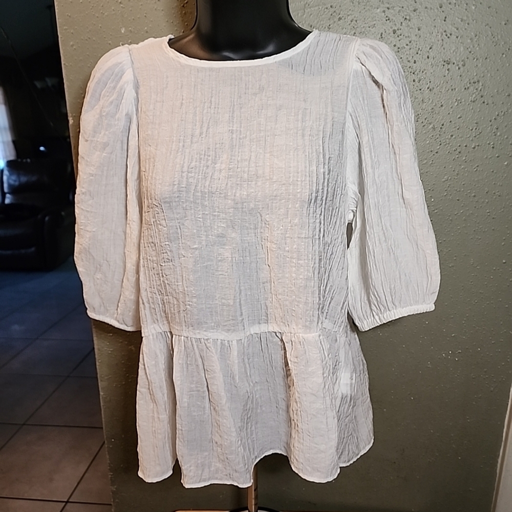 H&M White Textured Blouse